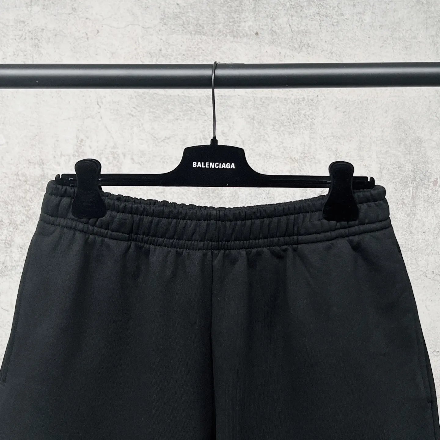 【 . Quality】BALENCI*GA/ .2026New Arrival 。 3M 。 . Authentic ， ！ ZP ， 460 ， . ， ， ， ， 。 . Same Style ：BL 267035 ：Black，White Size：XS S M L